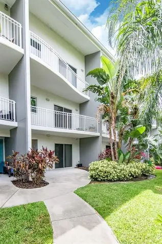 5506 S Macdill Avenue Tampa FL 33611