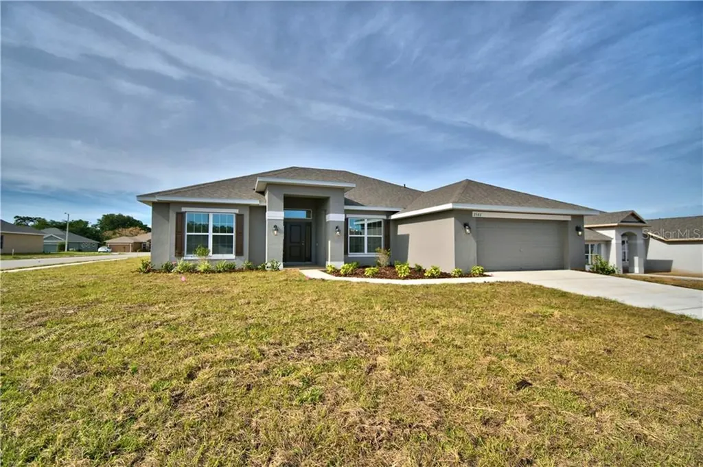 213 Heritage Park Lane Mulberry FL 33860