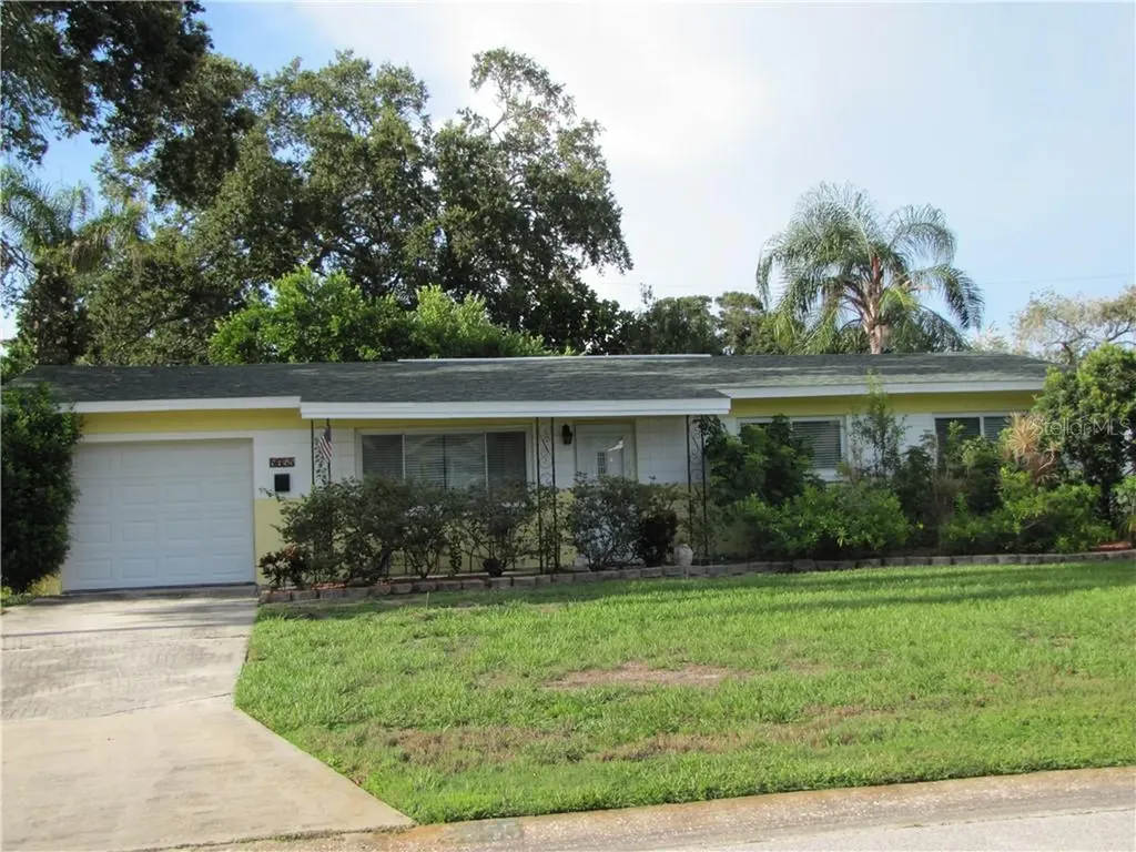 5655 24th Terrace N St Petersburg FL 33710