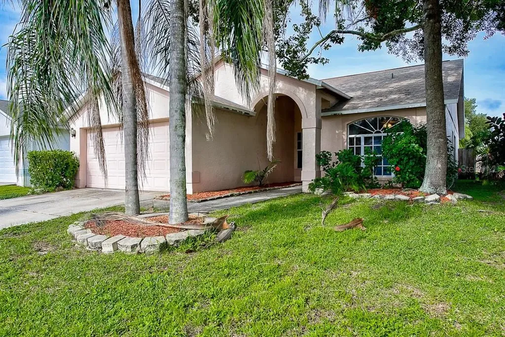 8710 Huntfield Street Tampa FL 33635