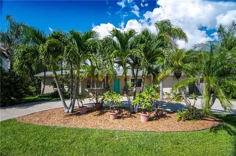 7105 S Shore Drive S South Pasadena FL 33707