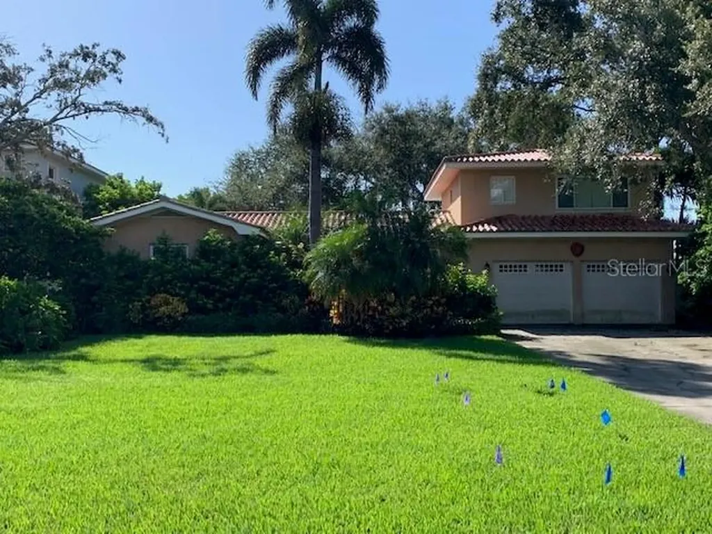 3619 Bayshore Boulevard NE St Petersburg FL 33703