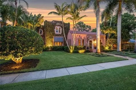 1841 Hibiscus Street Sarasota FL 34239