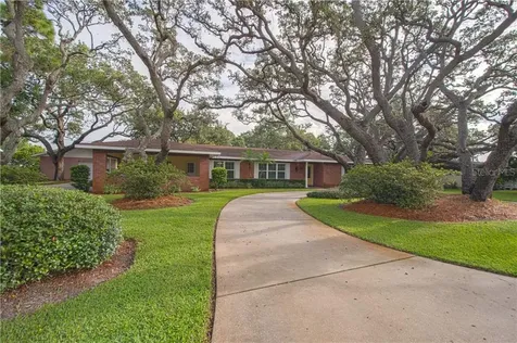 10799 Grove Terrace Seminole FL 33772