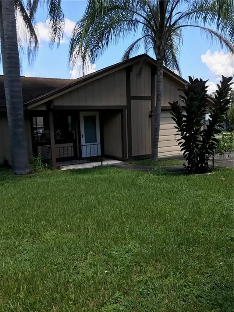 716 S Iowa Avenue Groveland FL 34736