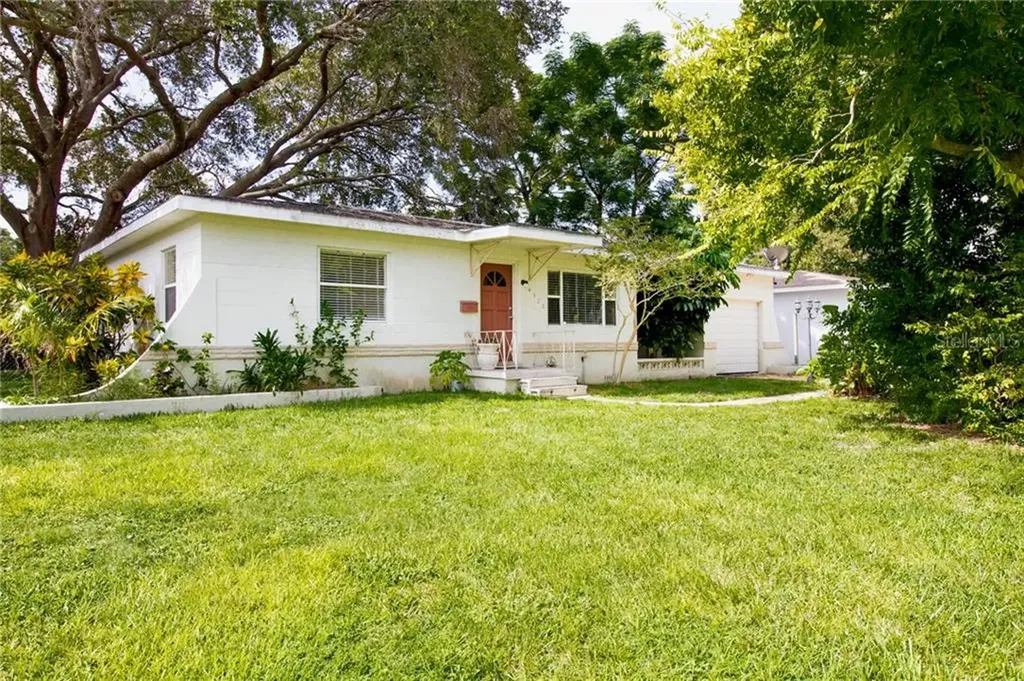 4526 26th Avenue N St Petersburg FL 33713