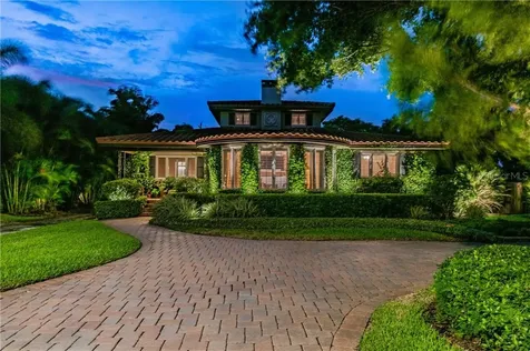 1720 Brightwaters Boulevard NE St Petersburg FL 33704