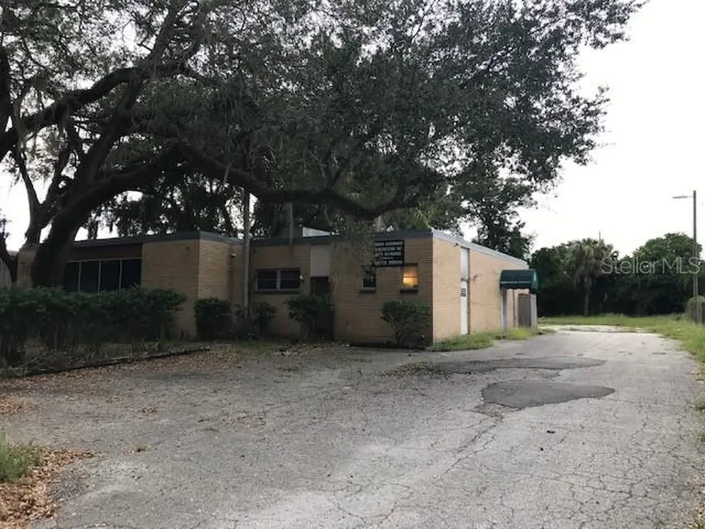 3012 N 38th Street Tampa FL 33605