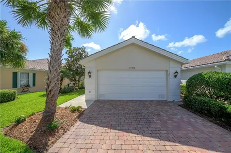 5762 Tristino Lane Sarasota FL 34238