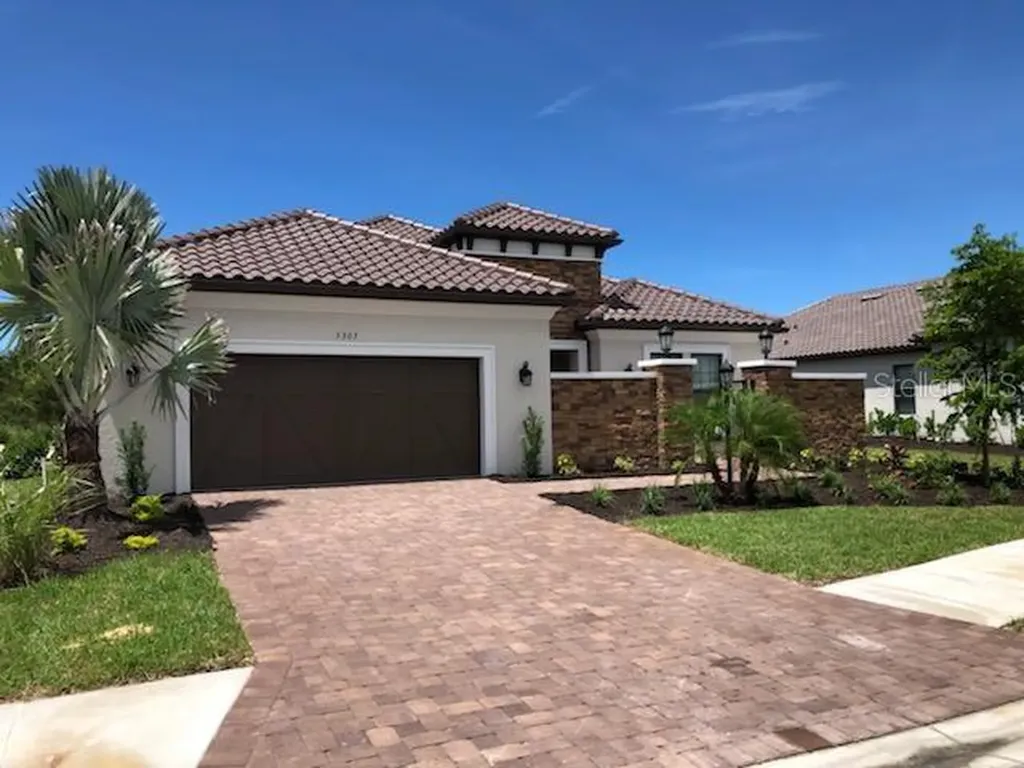 5305 Trails Bend Court Sarasota FL 34238