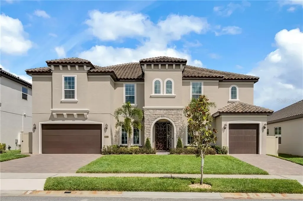 8300 Ludington Circle Orlando FL 32836