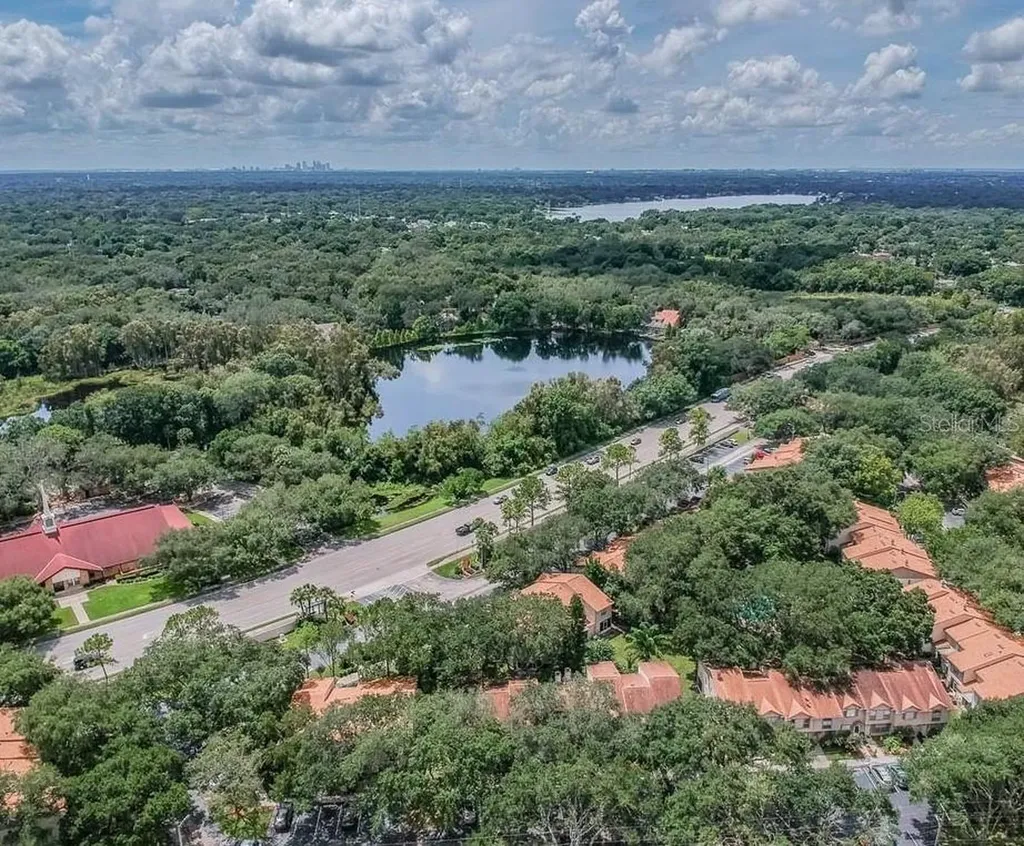 2324 Fletchers Point Circle Tampa FL 33613