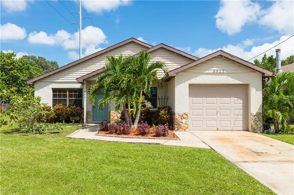 6421 69th Avenue N Pinellas Park FL 33781