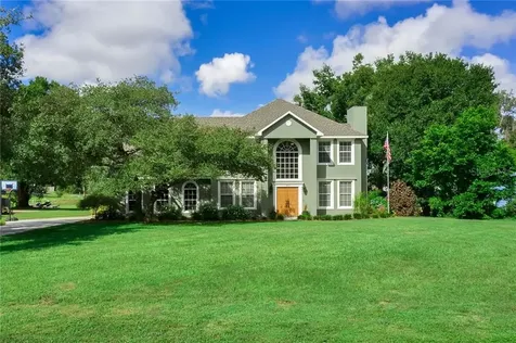 933 Country Lake Circle Lake Wales FL 33898