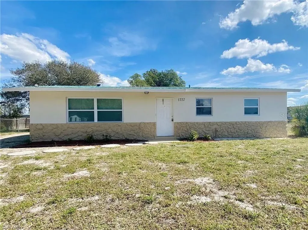1777 Elan Court Fort Myers FL 33916