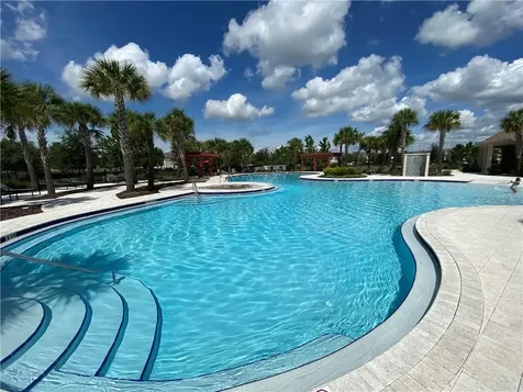 15420 Quail Woods Place Ruskin FL 33573