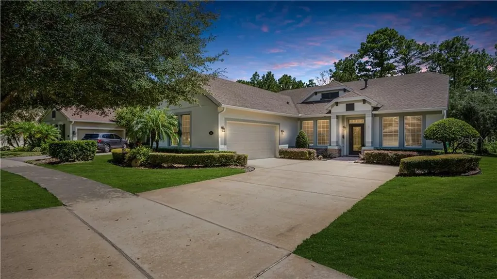 1610 Victoria Gardens Drive Deland FL 32724