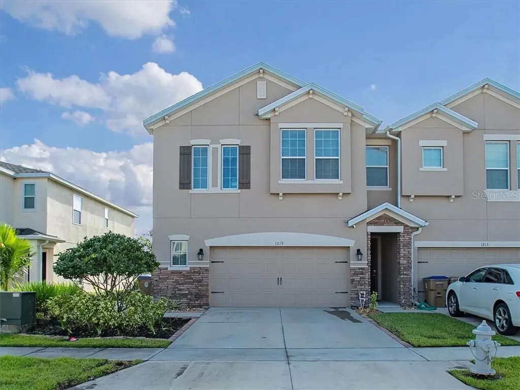 1215 Pensacola Court Kissimmee FL 34744