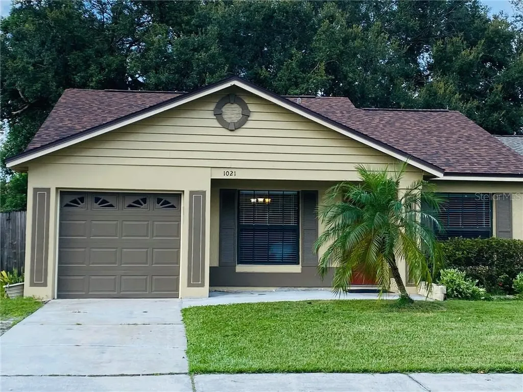 1021 Alpug Avenue Oviedo FL 32765