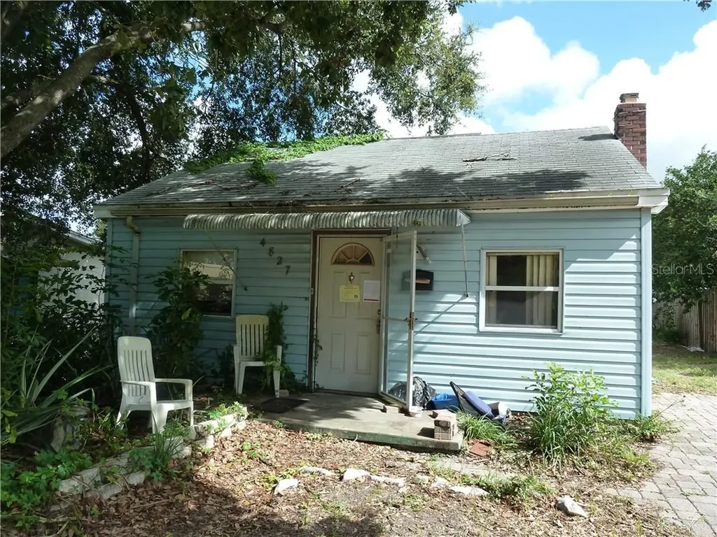 4827 32nd Avenue N St Petersburg FL 33713