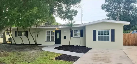 7481 10th Street N St Petersburg FL 33702