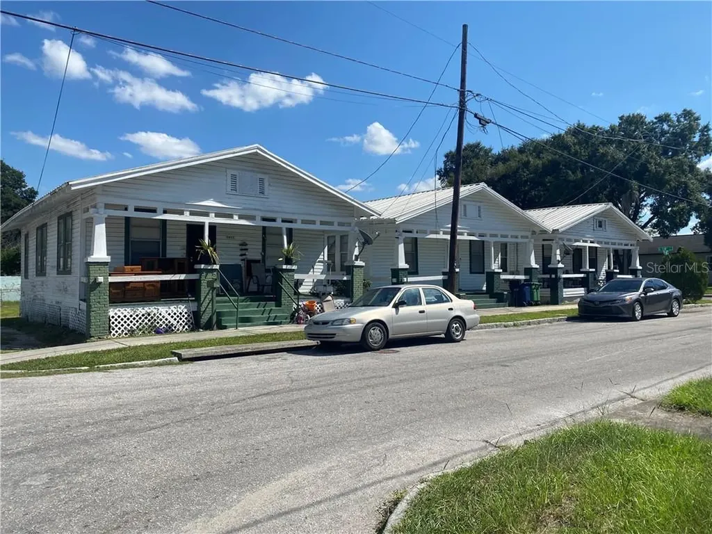 2813 N 18th Street Tampa FL 33605