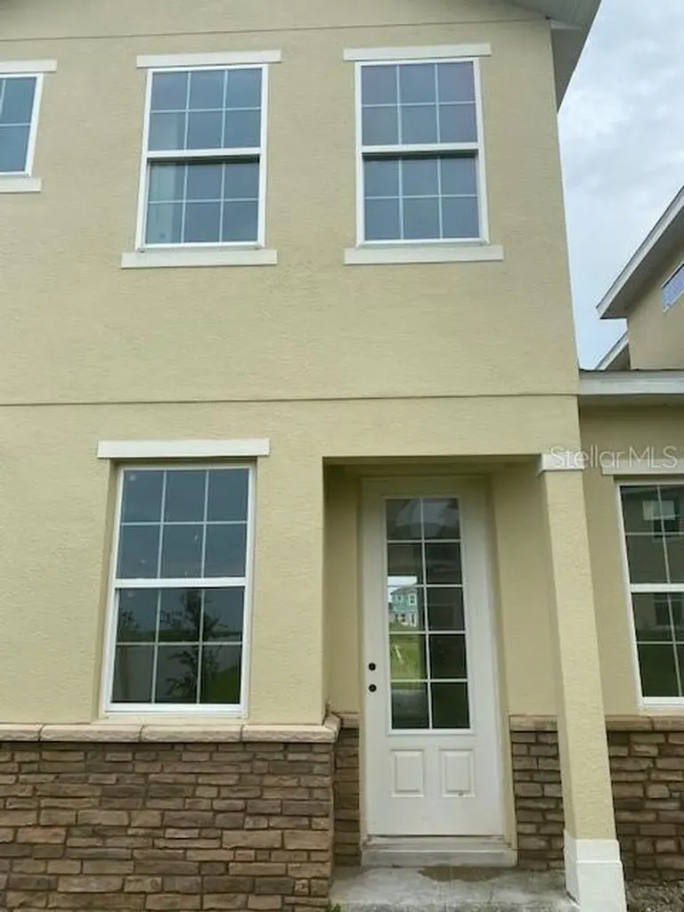128 Holly Village Drive Davenport FL 33837