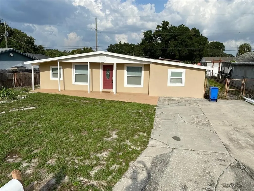8507 River Oaks Drive Tampa FL 33615