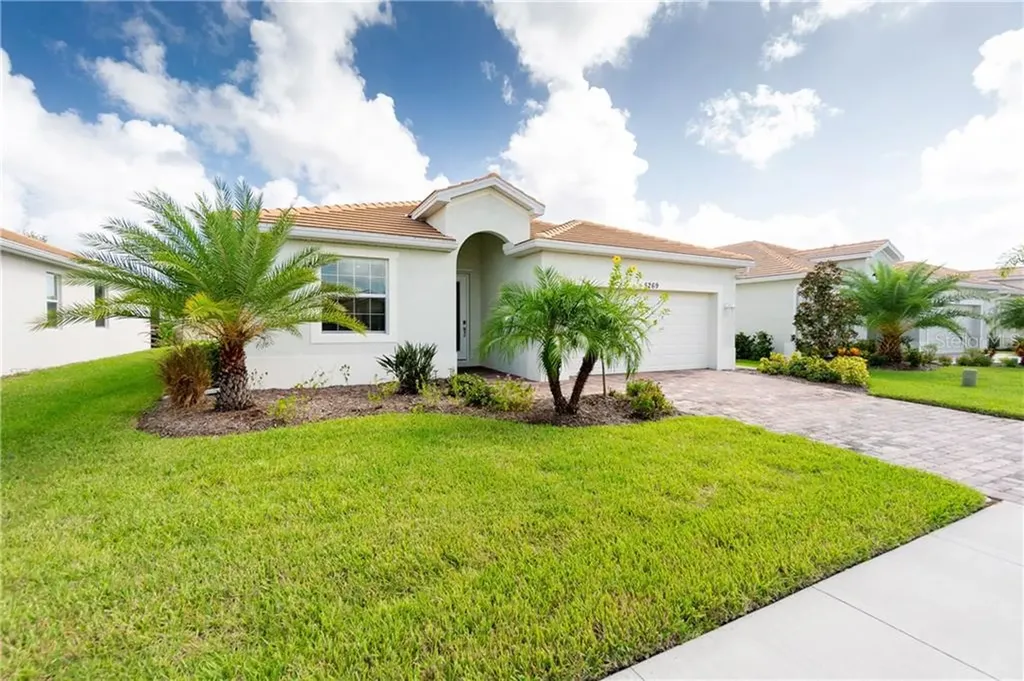 5269 Grand Cypress Boulevard North Port FL 34287