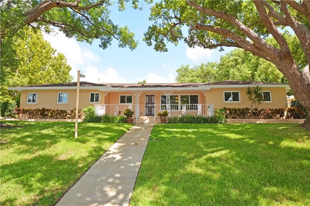 1660 Magnolia Drive Clearwater FL 33756