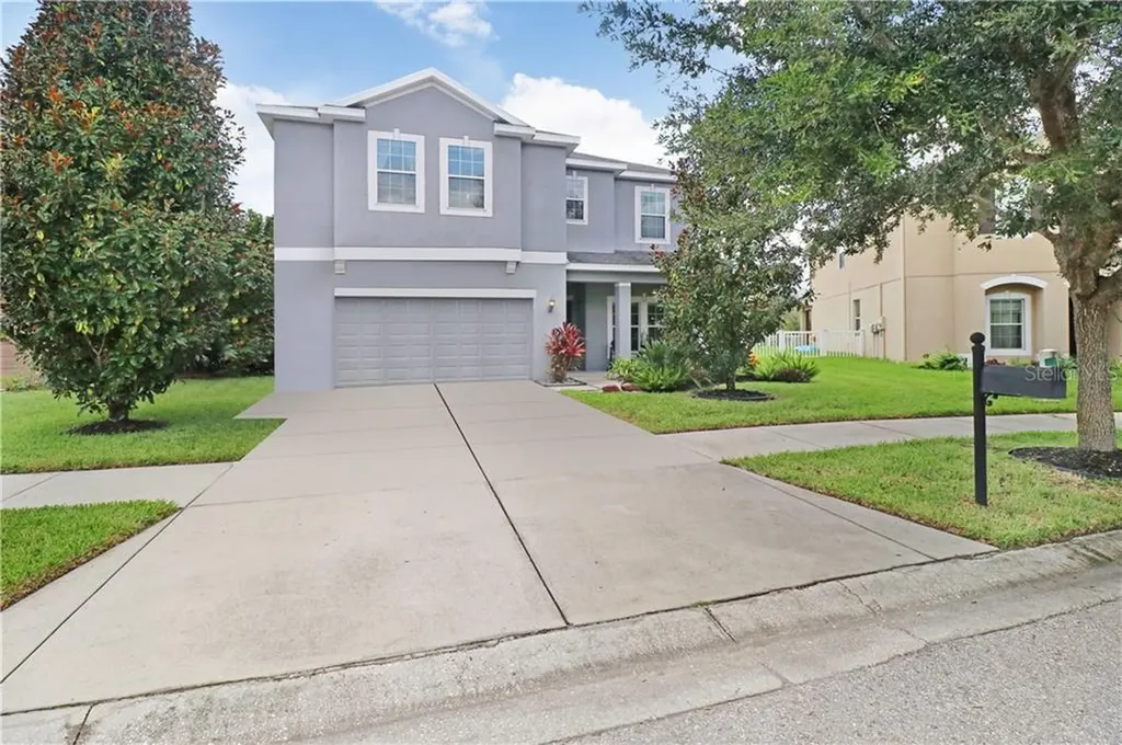 9616 Oak Glade Avenue Tampa FL 33647