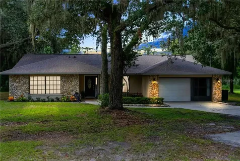 5745 Oak Hollow Lane Oviedo FL 32765