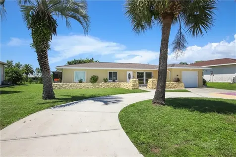 42 Annapolis Lane Rotonda West FL 33947
