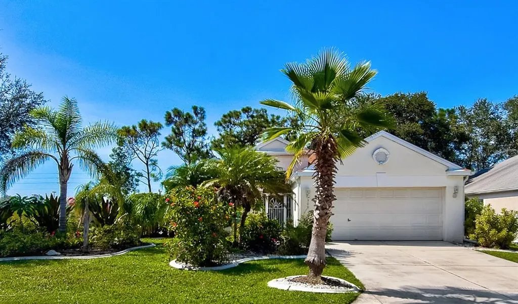 300 Fareham Drive Venice FL 34293