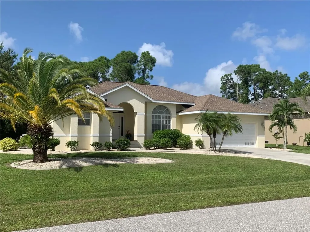 18 Tournament Road Rotonda West FL 33947