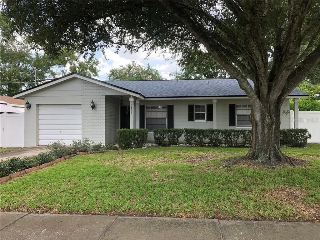 6411 W Paris Street Tampa FL 33634