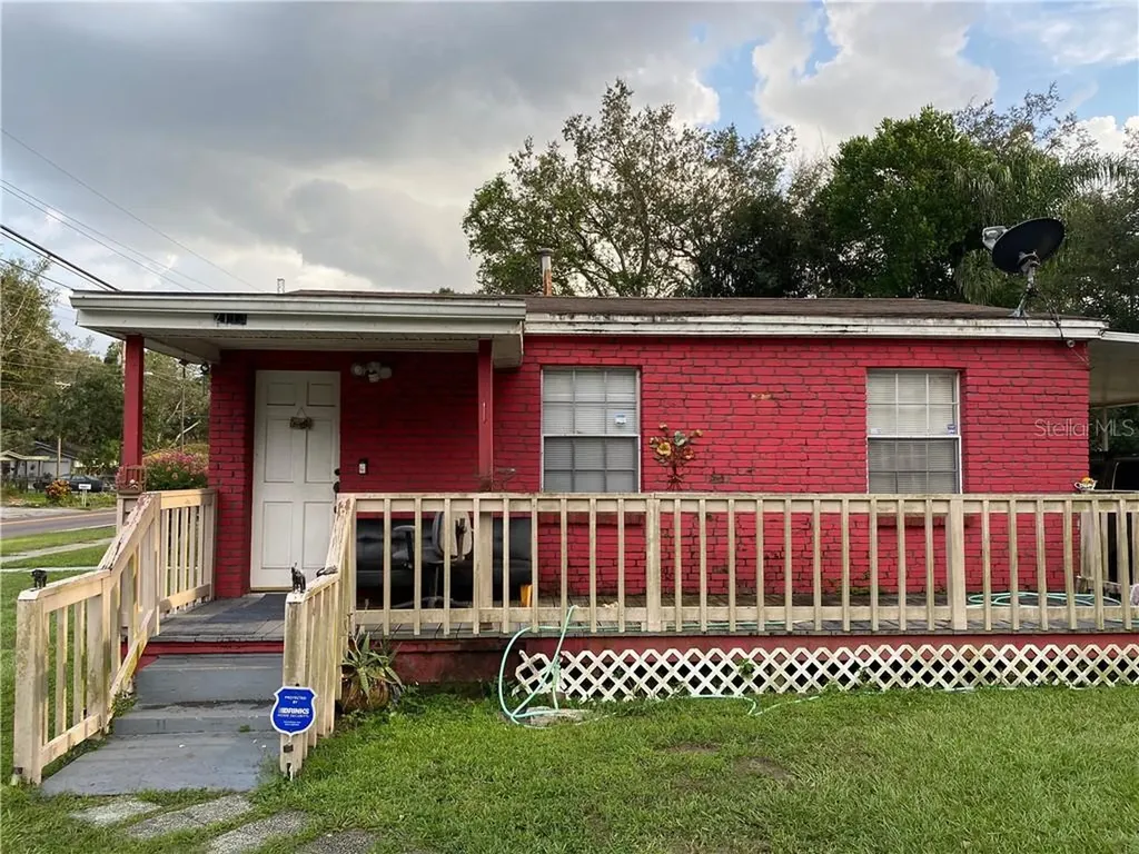2113 E Annona Avenue Tampa FL 33612
