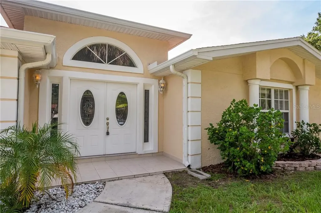 10447 138th Street Largo FL 33774
