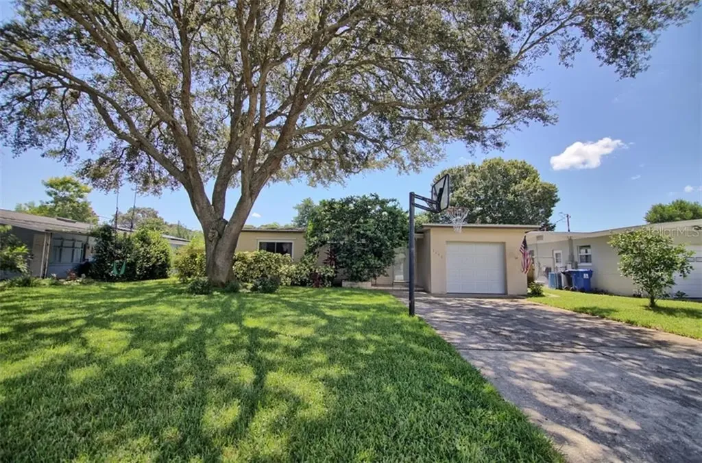4650 27th Avenue N St Petersburg FL 33713