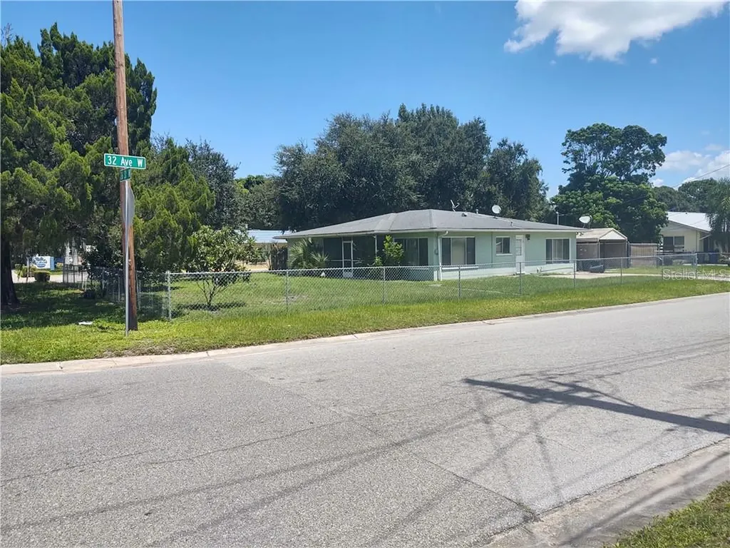 3111 26th Street W Bradenton FL 34205