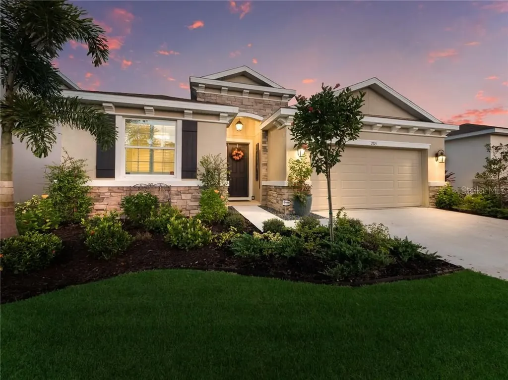 2315 Midnight Pearl Drive Sarasota FL 34240