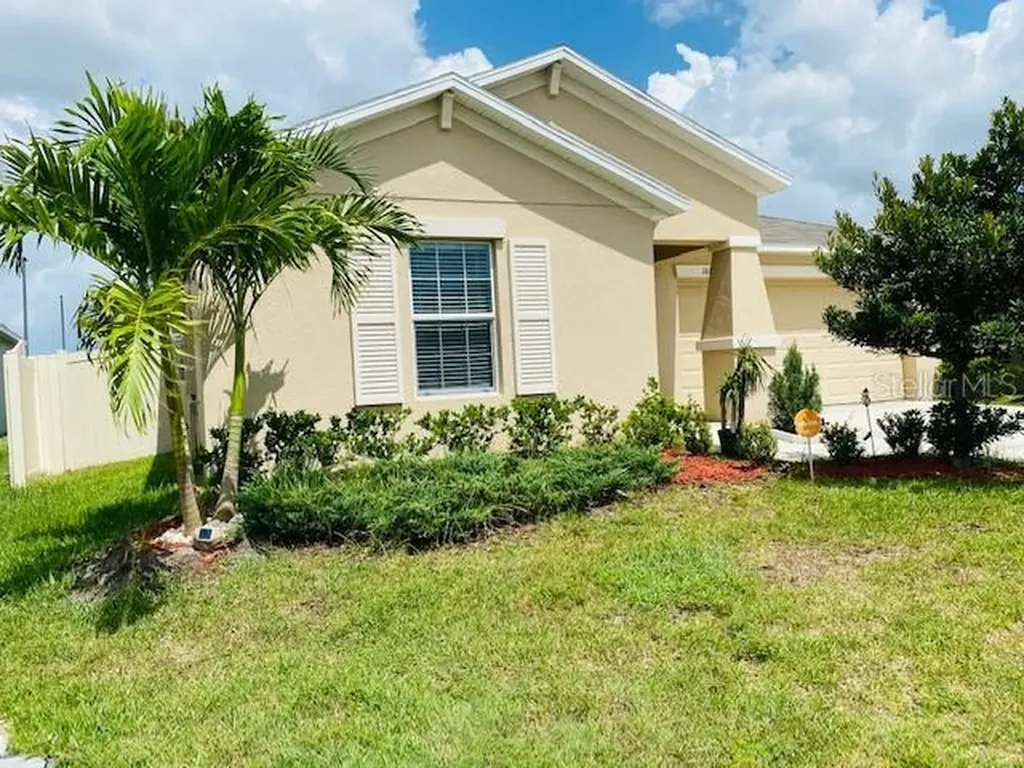 16847 Peaceful Valley Drive Wimauma FL 33598