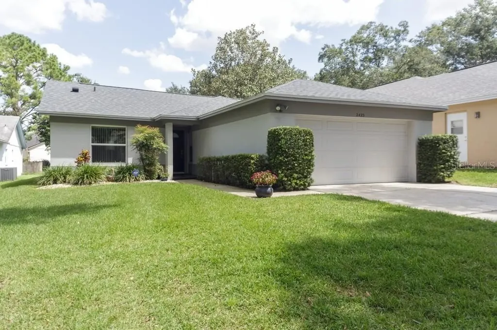 2425 Lake Mcdade Court Apopka FL 32703