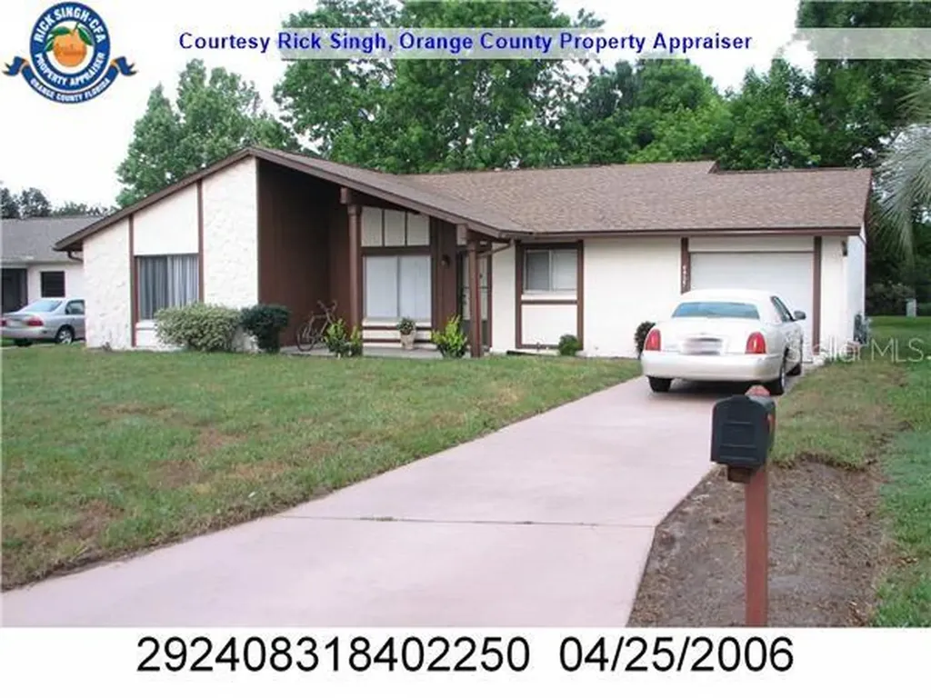 4927 Glamour Lane Orlando FL 32821
