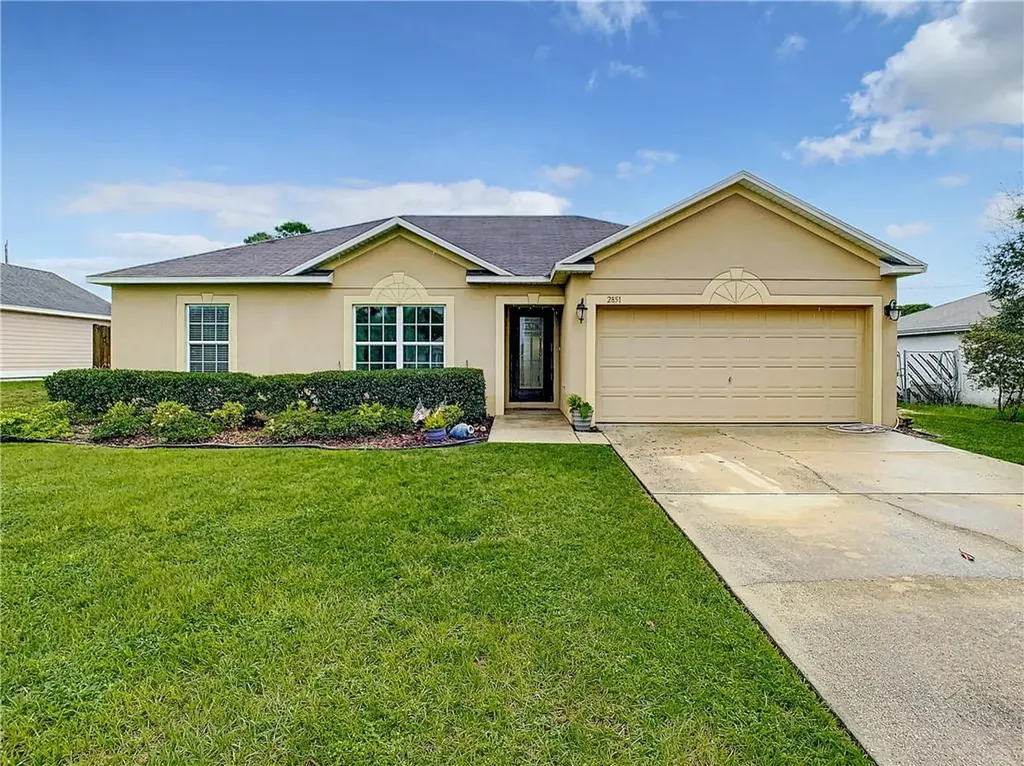 2851 Chalmer Street Deltona FL 32738