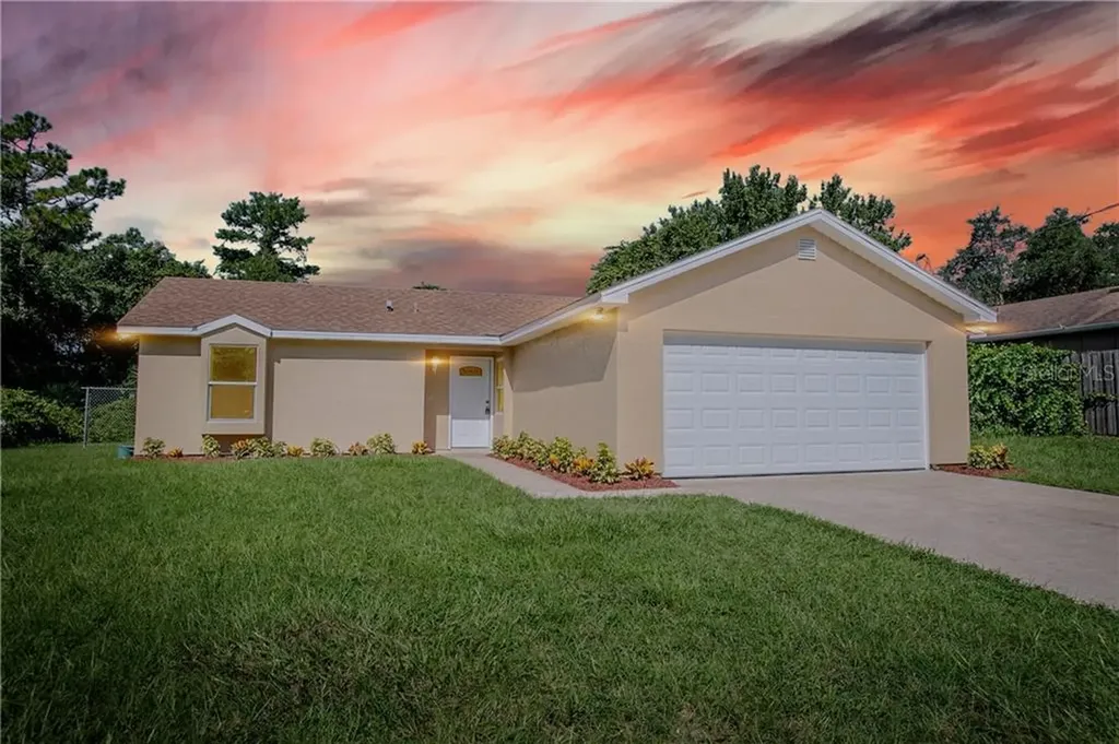 1696 Courtland Boulevard Deltona FL 32738