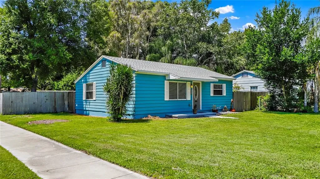 1025 Gray Street S Gulfport FL 33707