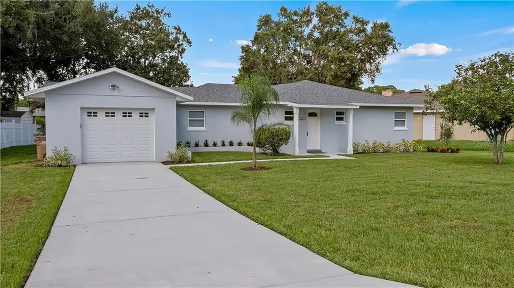 31836 Tropical Shores Drive Tavares FL 32778