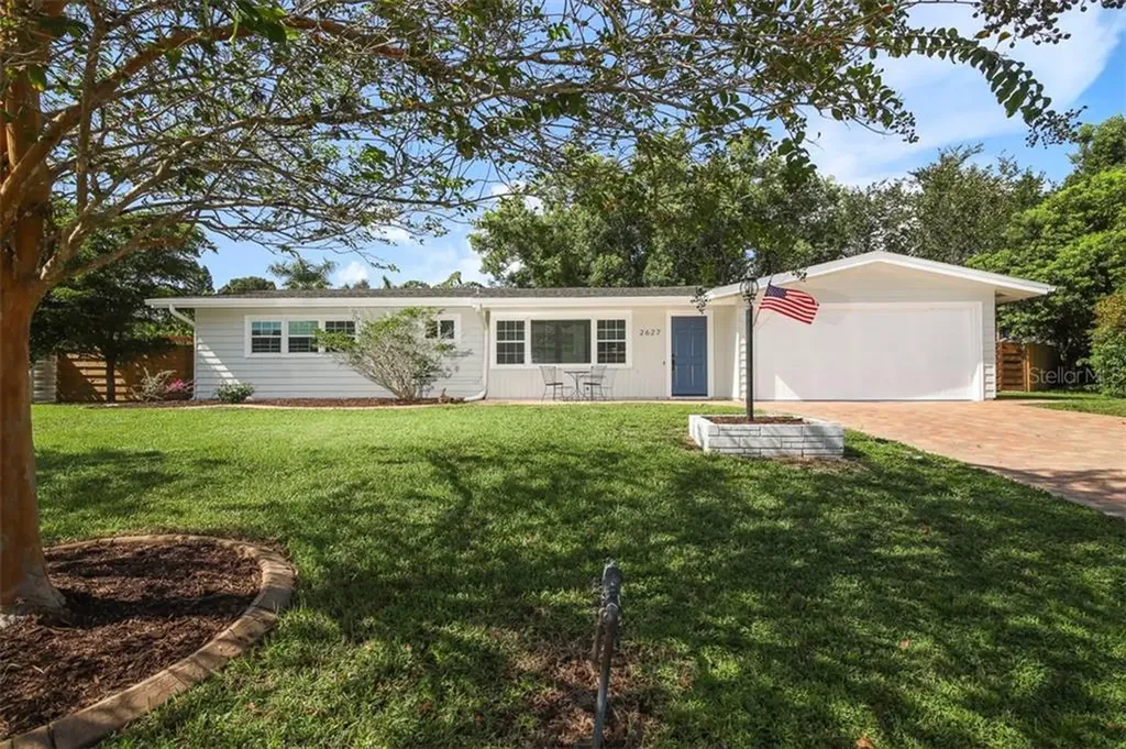 2627 Jefferson Circle Sarasota FL 34239