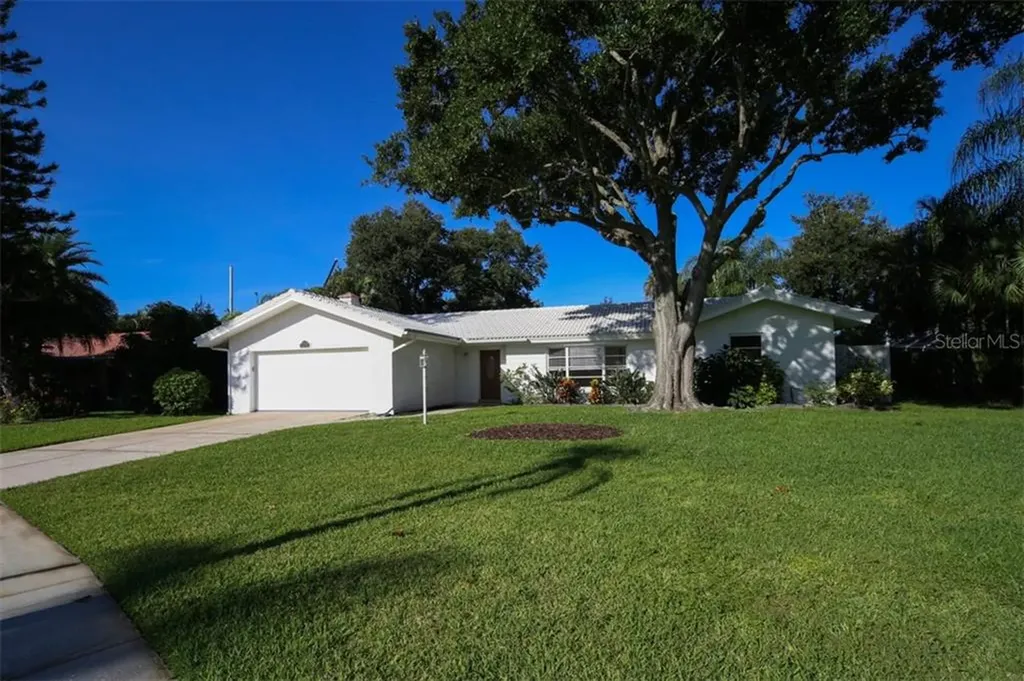 7202 Bounty Drive Sarasota FL 34231